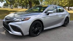 2022 Toyota Camry Hybrid XSE