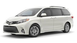 2018 Toyota Sienna XLE 7-Passenger FWD with Auto-