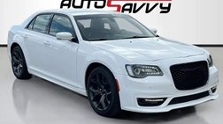 2022 Chrysler 300 Touring L