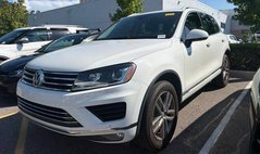 2015 Volkswagen Touareg V6 Lux