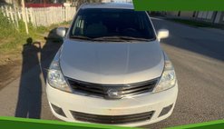 2010 Nissan Versa 1.8 S