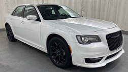2023 Chrysler 300 Touring L