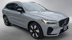 2024 Volvo XC60 Recharge T8 Plus Dark Theme