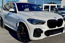 2022 BMW X5 M50i
