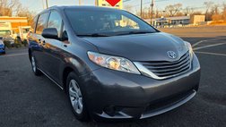 2017 Toyota Sienna LE