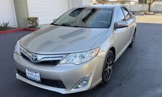 2014 Toyota Camry Hybrid XLE