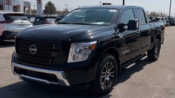 2024 Nissan Titan SV