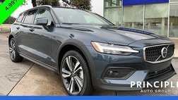 2025 Volvo V60 Cross Country B5 Plus