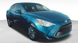 2017 Toyota Yaris iA Base