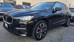 2022 Volvo XC60 B5 Momentum