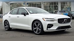 2024 Volvo S60 B5 Core Dark Theme