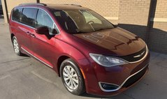 2017 Chrysler Pacifica Touring L FWD