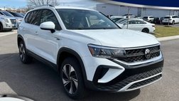 2024 Volkswagen Taos SE 4Motion