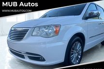 2013 Chrysler Town and Country Touring-L