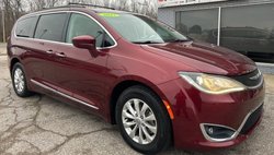 2017 Chrysler Pacifica Touring L FWD