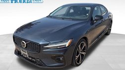2024 Volvo S60 B5 Plus Dark Theme