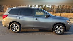 2019 Nissan Pathfinder SV
