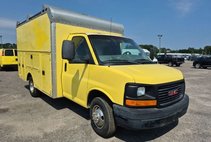 2005 GMC Savana Base