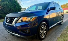2017 Nissan Pathfinder SL