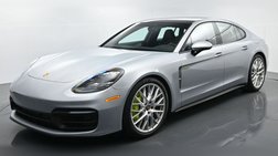 2022 Porsche Panamera 4