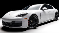 2020 Porsche Panamera GTS