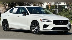 2023 Volvo S60 Recharge T8 Plus Dark Theme