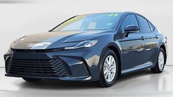 2025 Toyota Camry Hybrid LE