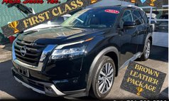 2022 Nissan Pathfinder Platinum