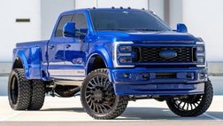 2026 Ford F-450 Super Duty Platinum