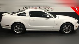 2005 Ford Mustang GT Premium