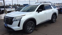 2026 Nissan Pathfinder SV