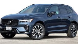 2025 Volvo XC60 B5 Core Dark Theme