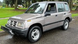 1998 Chevrolet Tracker Base