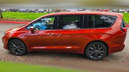 2018 Chrysler Pacifica Touring Plus