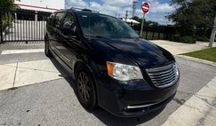 2011 Chrysler Town and Country Touring-L