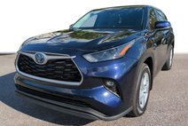 2023 Toyota Highlander Hybrid LE