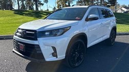 2019 Toyota Highlander SE