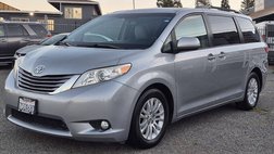 2016 Toyota Sienna XLE Premium 8-Passenger