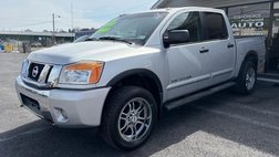 2015 Nissan Titan SV