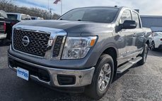 2018 Nissan Titan SV