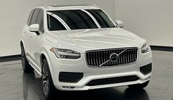 2022 Volvo XC90 T5 Momentum