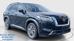 2024 Nissan Pathfinder SV