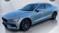 2022 Volvo S60 Recharge T8 Inscription