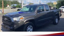 2017 Toyota Tacoma SR