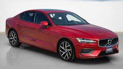 2020 Volvo S60 T6 Momentum