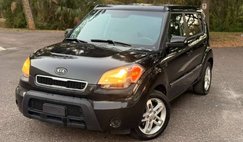 2011 Kia Soul +