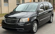 2014 Chrysler Town and Country Touring-L