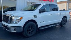 2017 Nissan Titan SV