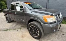 2012 Nissan Titan SL