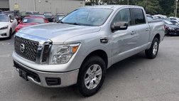 2017 Nissan Titan SV